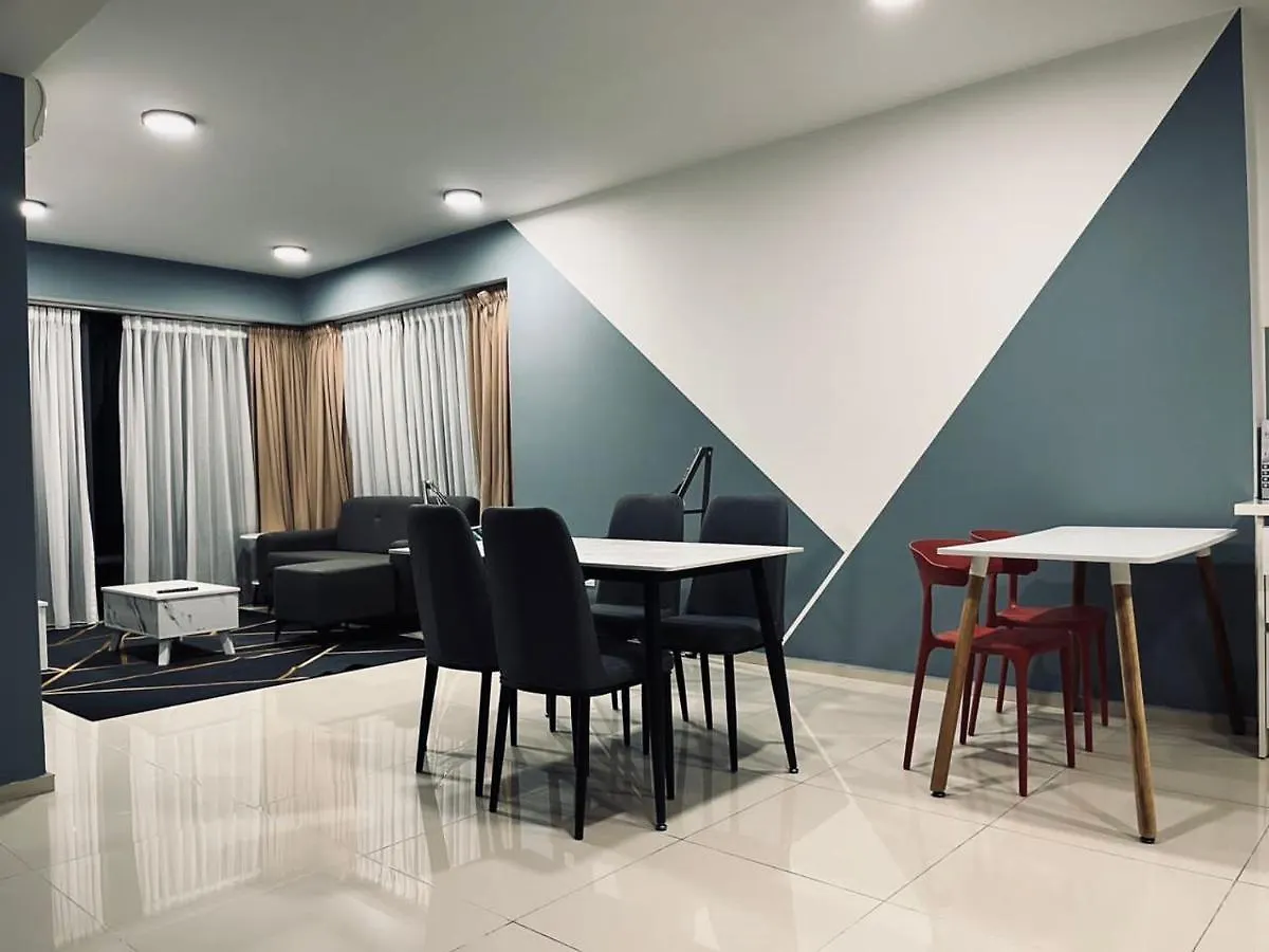 Ekocheras 6 Pax Link Mrt Kuala Lumpur Malesia